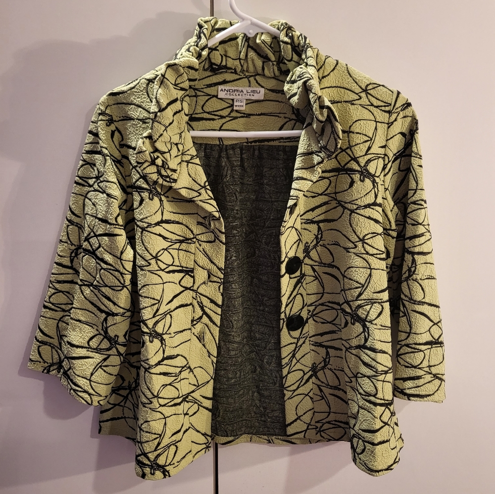 Andria Lieu Collection Womans P/S Green Jacket